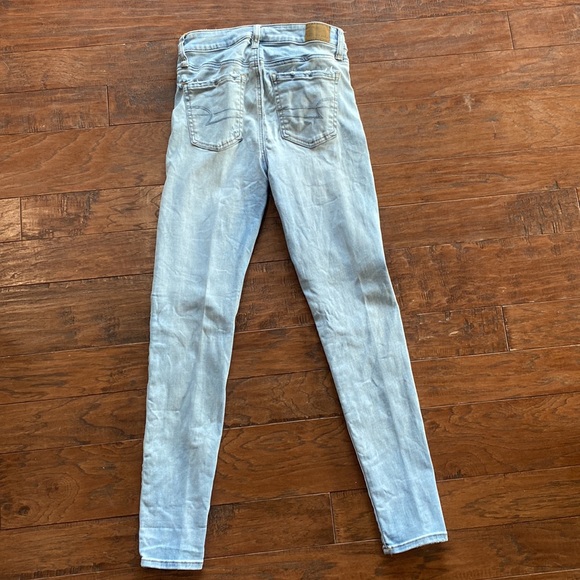 American eagle ripped jeans - Picture 2 of 2